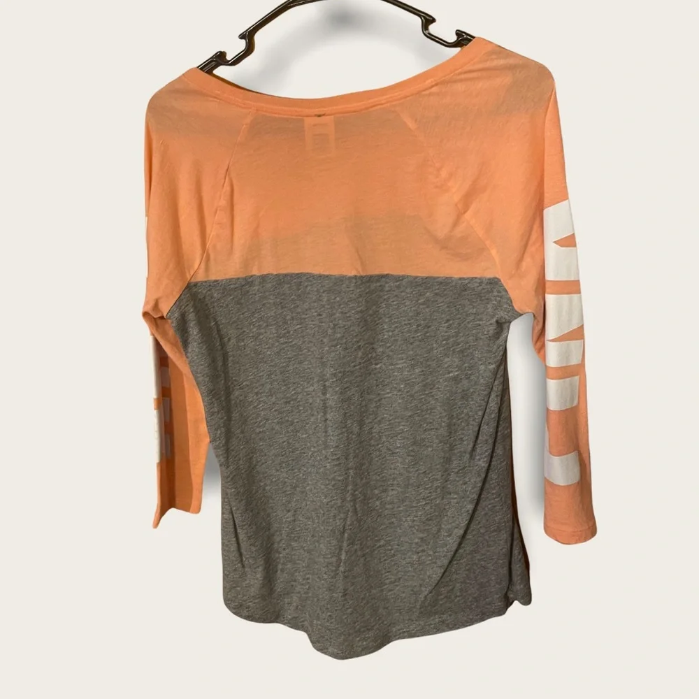 Pink - Picture 2 of 2